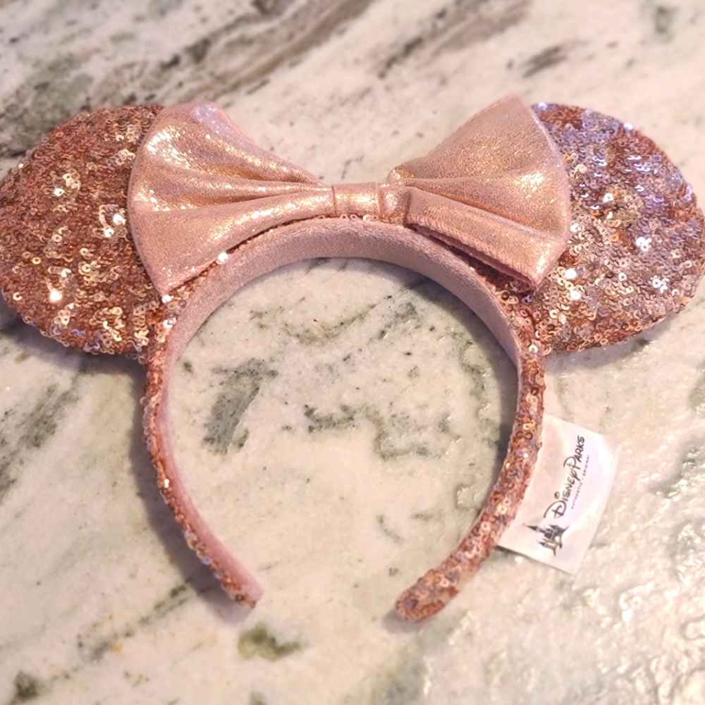 DISNEY PARKS MINNIE ROSE GOLD SEQUINS EARS & BOW